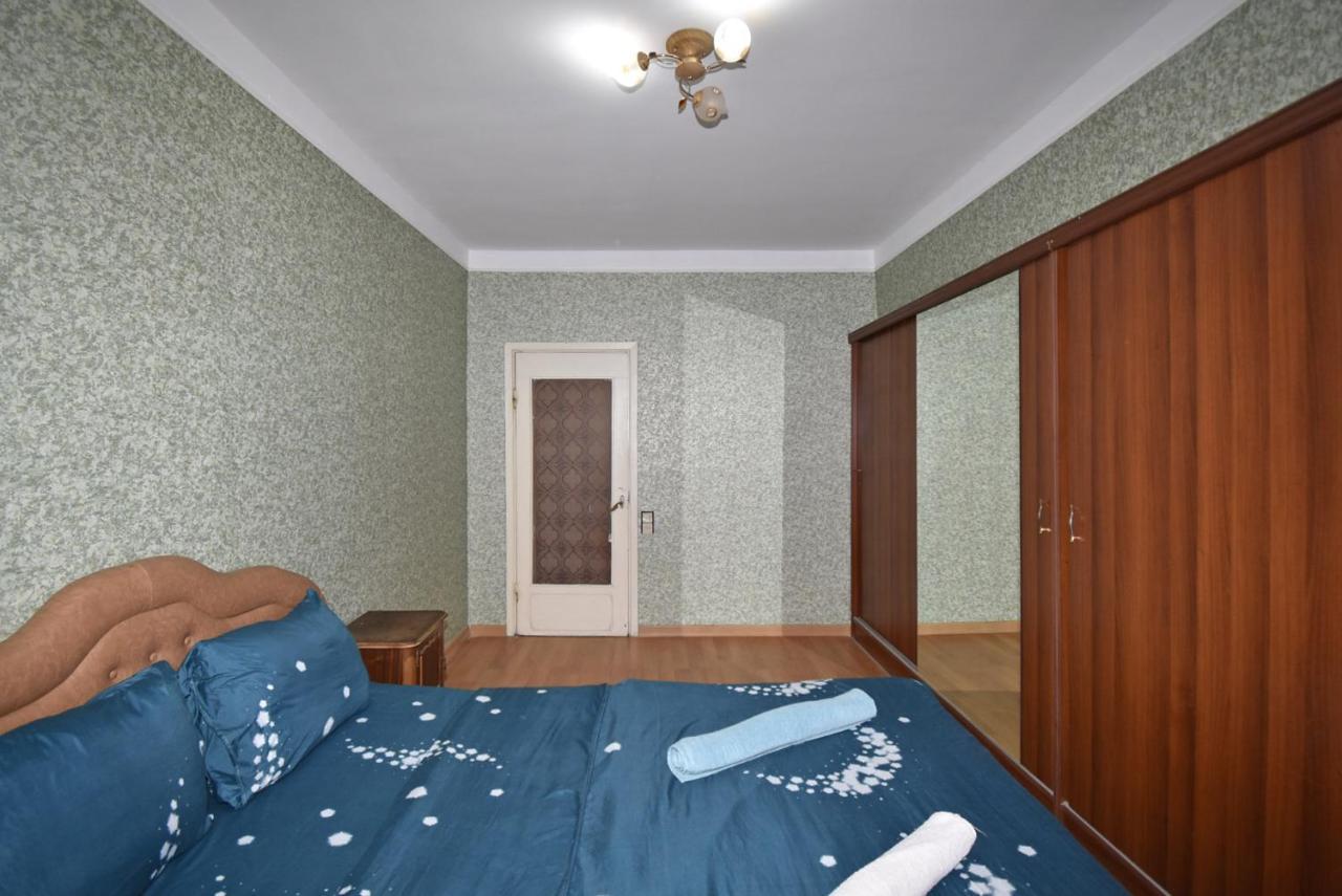 Amigo Apartment In The Centre 예레반 외부 사진